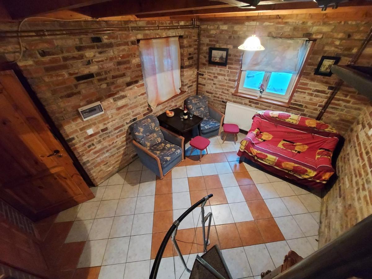 Na Pograniczu Domek W Gorach Lasowka Buitenkant foto