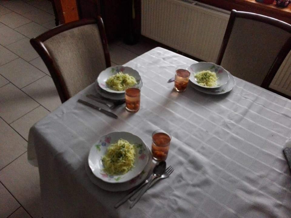 Na Pograniczu Domek W Gorach Lasowka Buitenkant foto